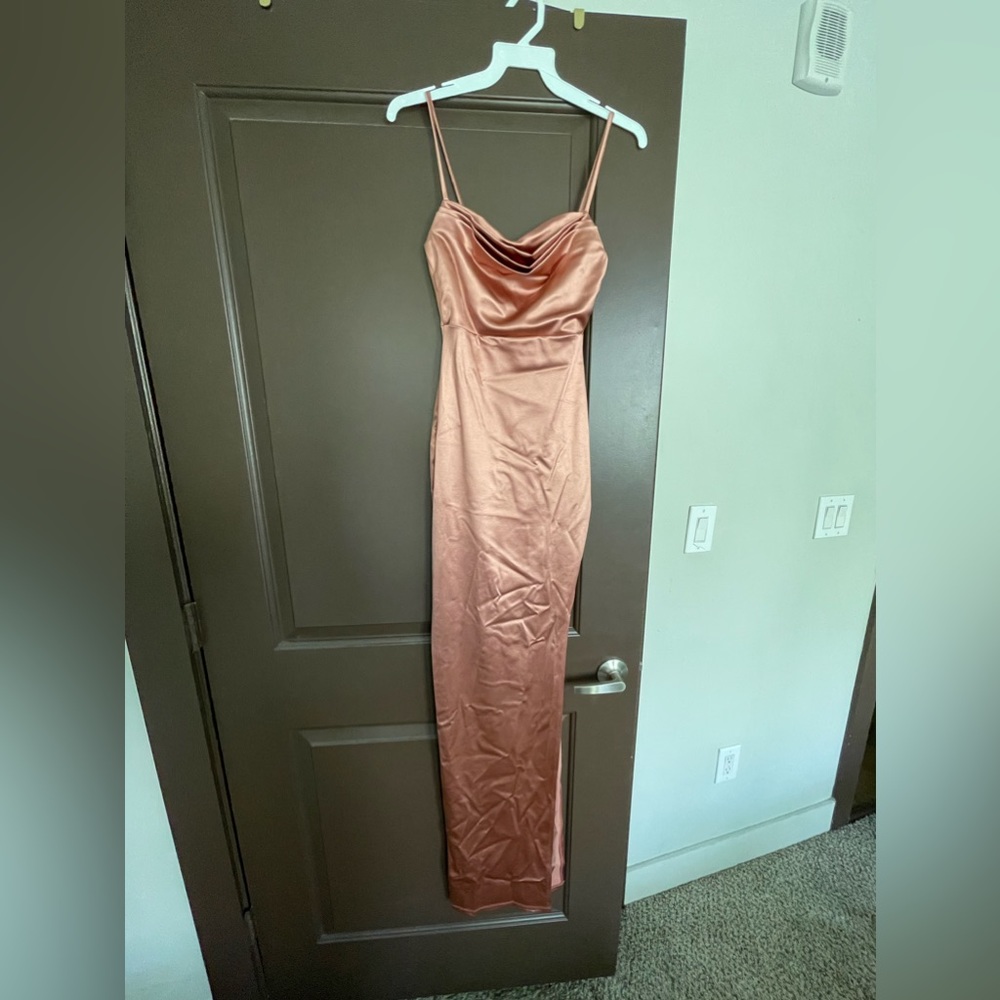 WINDSOR ROSE GOLD PROM DRESS - Picture 13 of 13